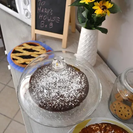 Mary's House فندق مبيت وإفطار نابولي