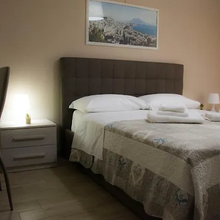 Mary's House فندق مبيت وإفطار 3*