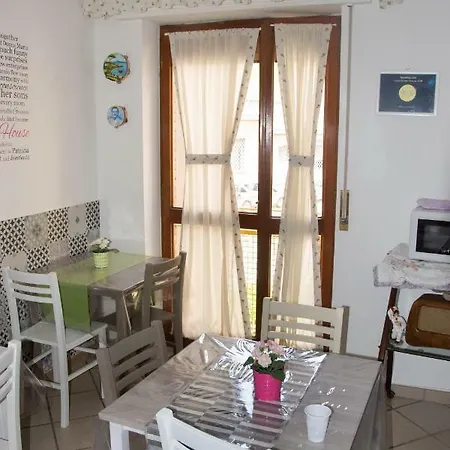 Mary's House فندق مبيت وإفطار 3*