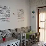 Mary's House ベッド・アンド・ブレックファスト ナポリ