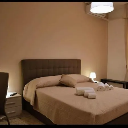 Mary's House 3* ナポリ